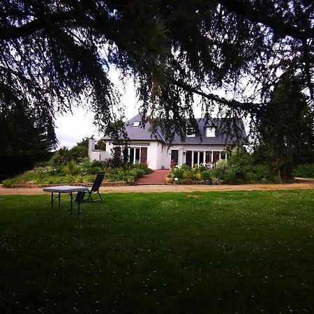 Le Logis De Catherine Et Serge Genets Exterior photo
